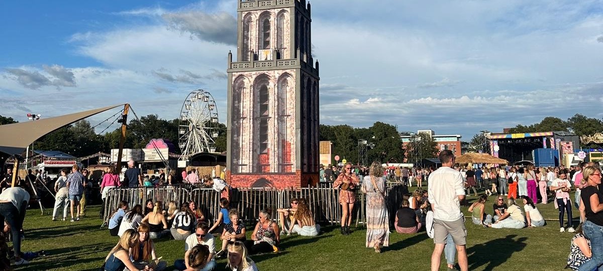 Hullabaloo 2025 Groningen – Line-up, Timetable & Boek je Hotel